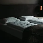 The By The Hey Ξενοδοχείο