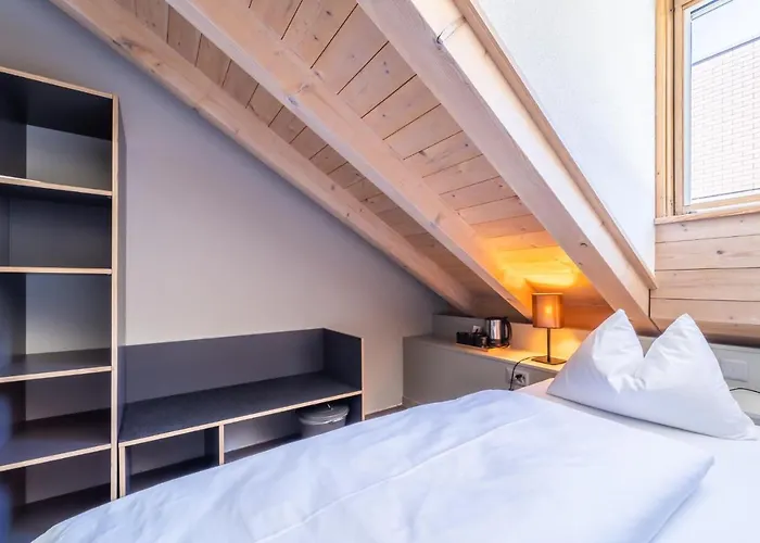 The By The Hey Hotel 3*