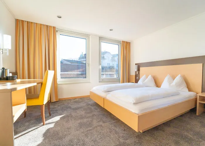 The By The Hey Entrelagos