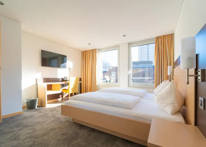 فندق The By The Hey