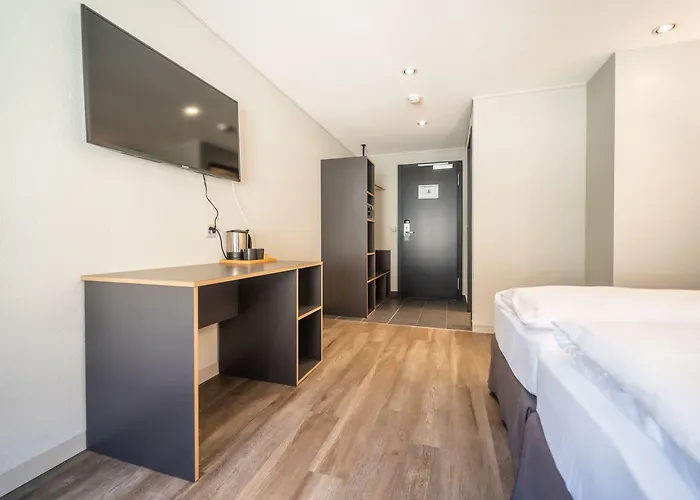 The By The Hey فندق 3*